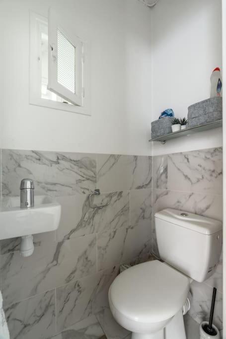 A Refined 2-bedroom Close Avenue Foch Appartement *
